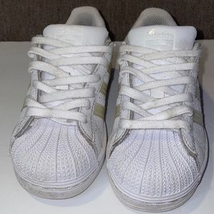 Adidas Superstar girlls/unisex